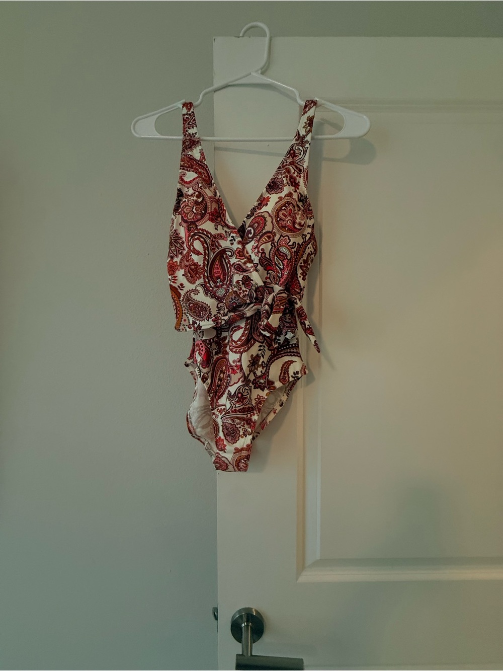 Shade & Shore Paisley One-Piece Swimsuit - Red & White